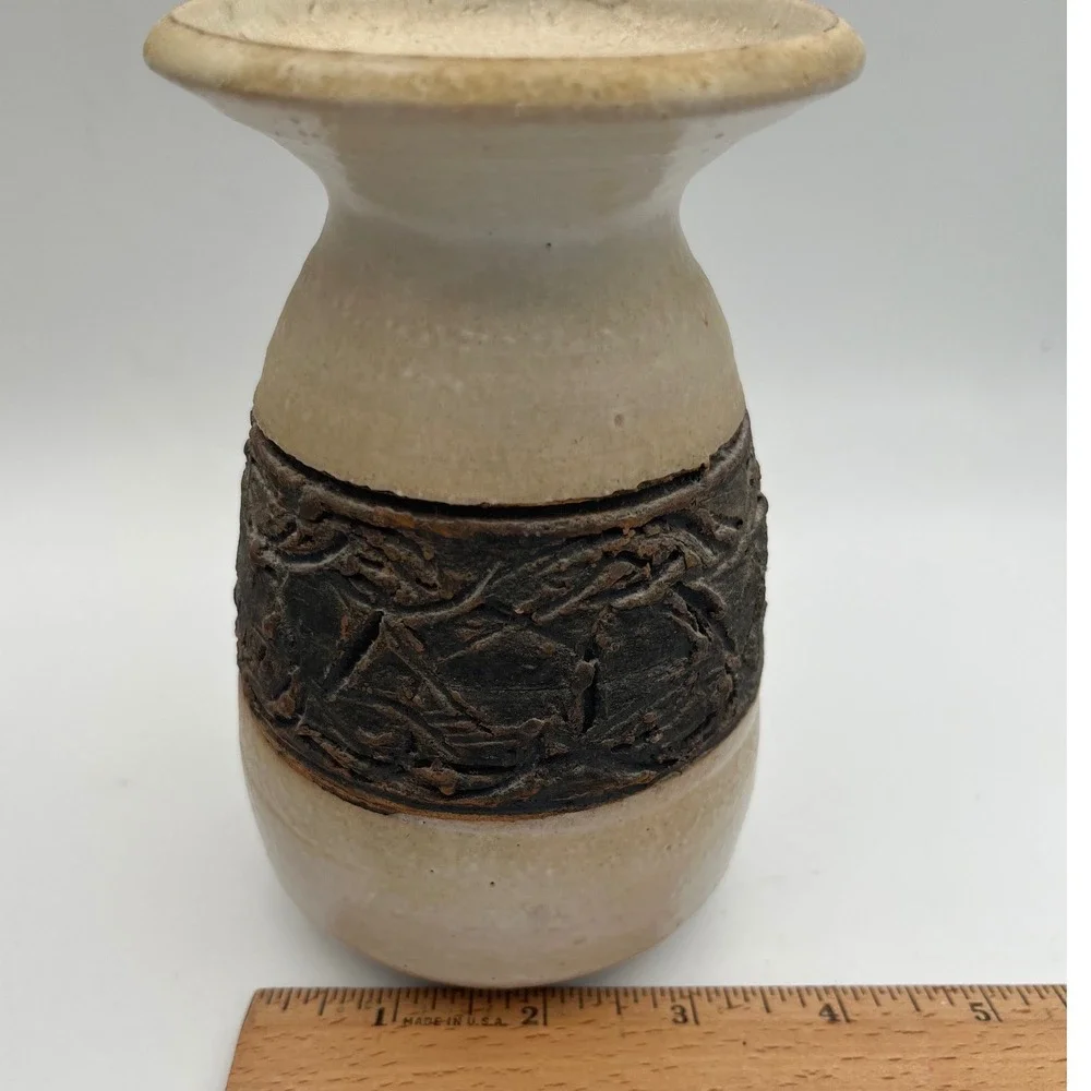 Vintage Signed Studio Pottery‎ Vase Textured Brutalist Rustic Cream Brown 6